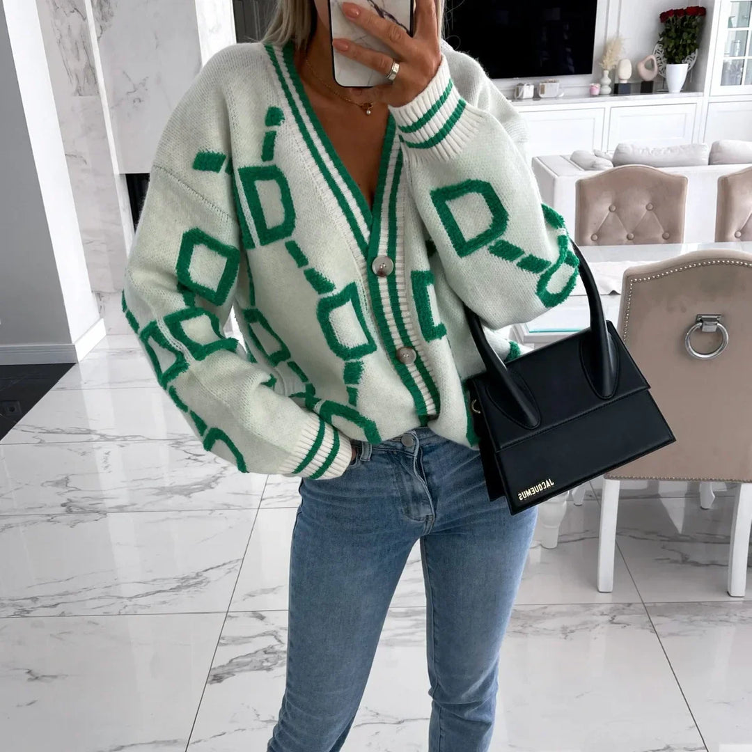 Nanette | Trendy vest with geometric design